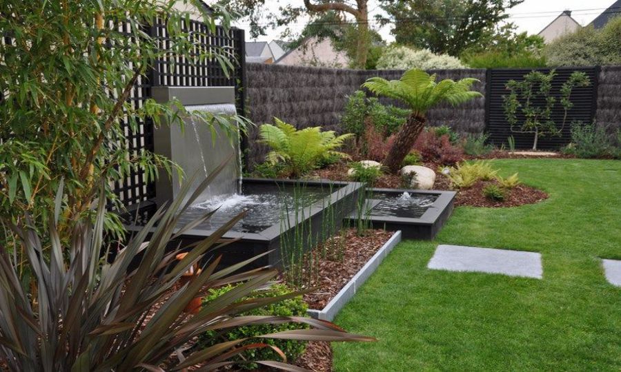 Thiết kế thác nước trong sân vườn 